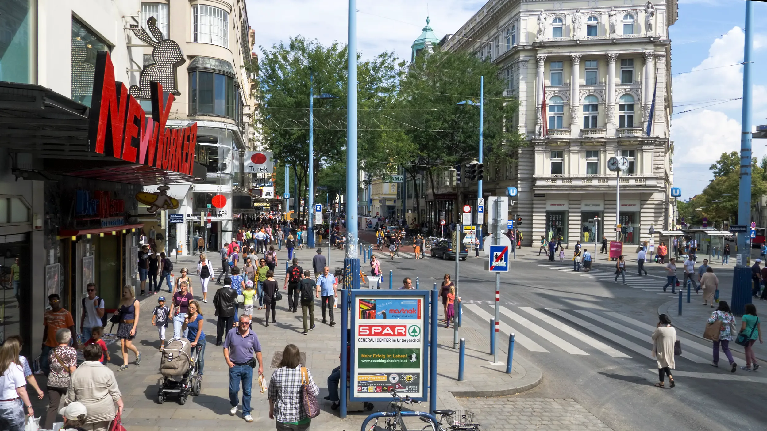 Mariahilfer Straße, Vienna's shopping mile
